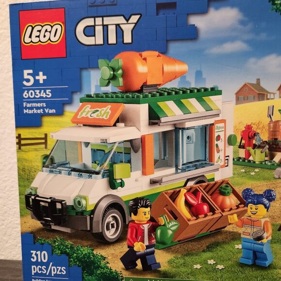 LEGO City Farmers Market Van 60345 Building Set Food Truck Farm Van Vegetable - Picture 9 of 13